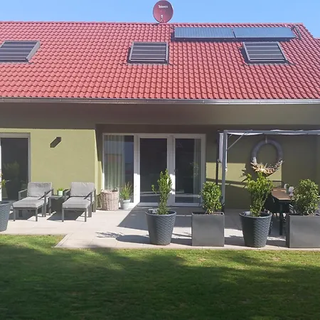 Am Wald Apartament *